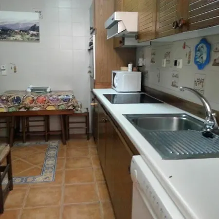 With 2 Bedrooms In Fuengirola, With Wonderful View And Fuengirola